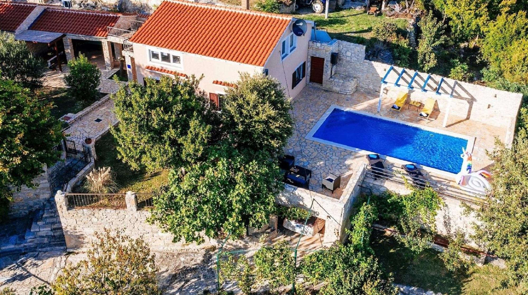 My Dalmatia - Holiday Home Korlat With Private Pool 벤코바츠 외부 사진