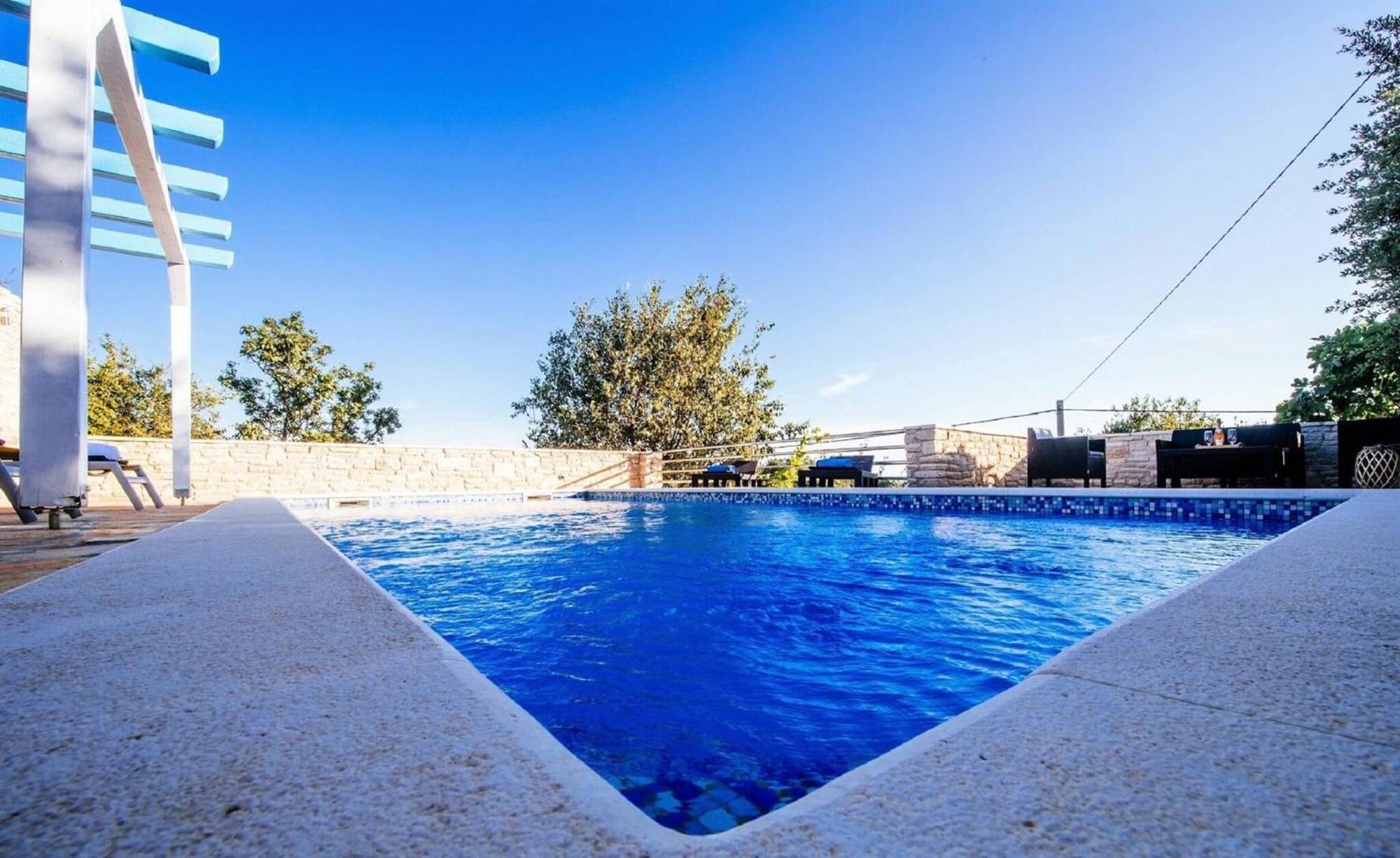 My Dalmatia - Holiday Home Korlat With Private Pool 벤코바츠 외부 사진