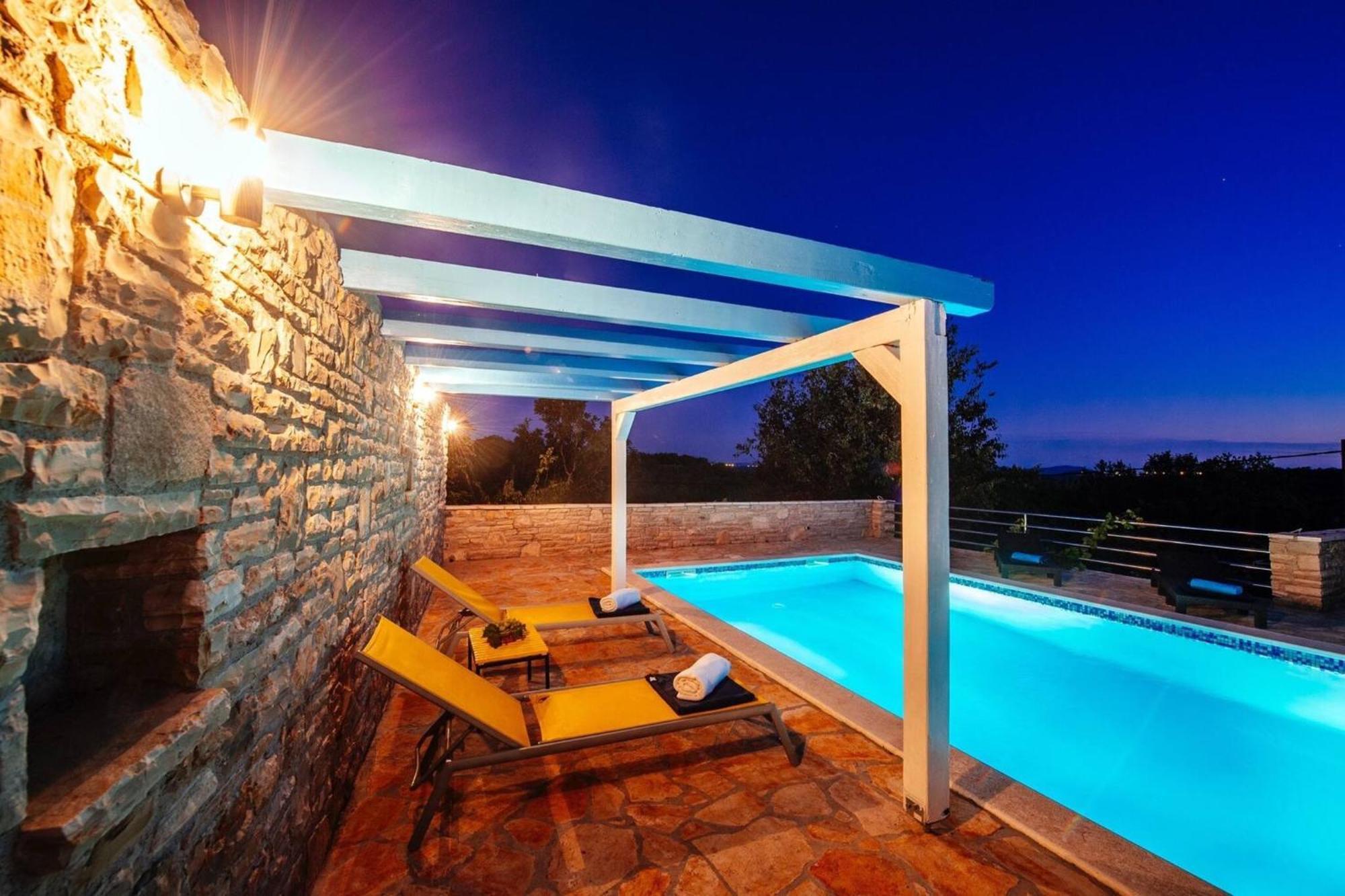 My Dalmatia - Holiday Home Korlat With Private Pool 벤코바츠 외부 사진