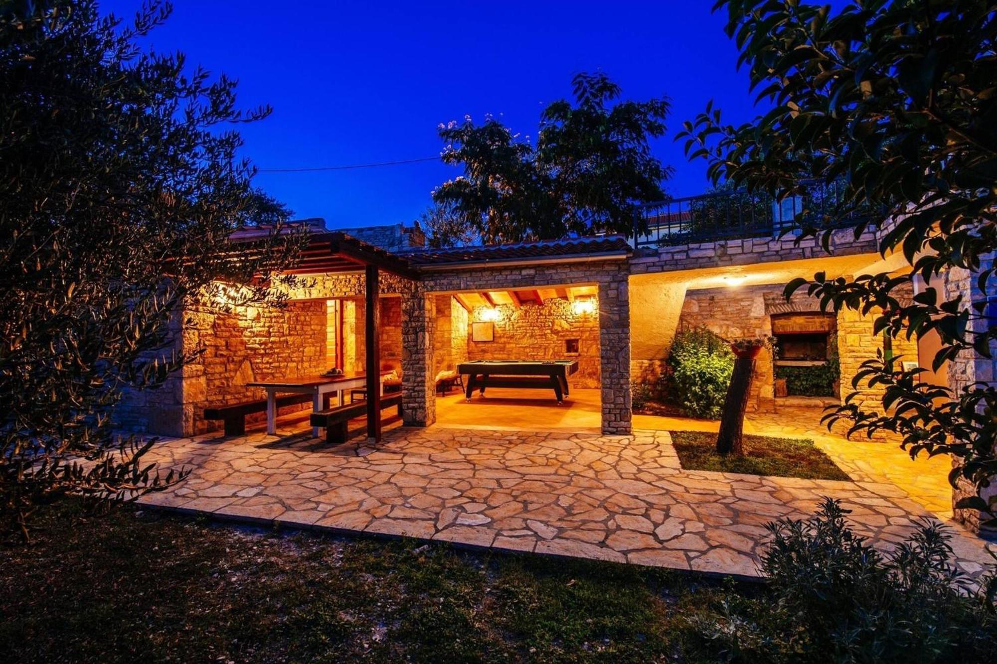 My Dalmatia - Holiday Home Korlat With Private Pool 벤코바츠 외부 사진