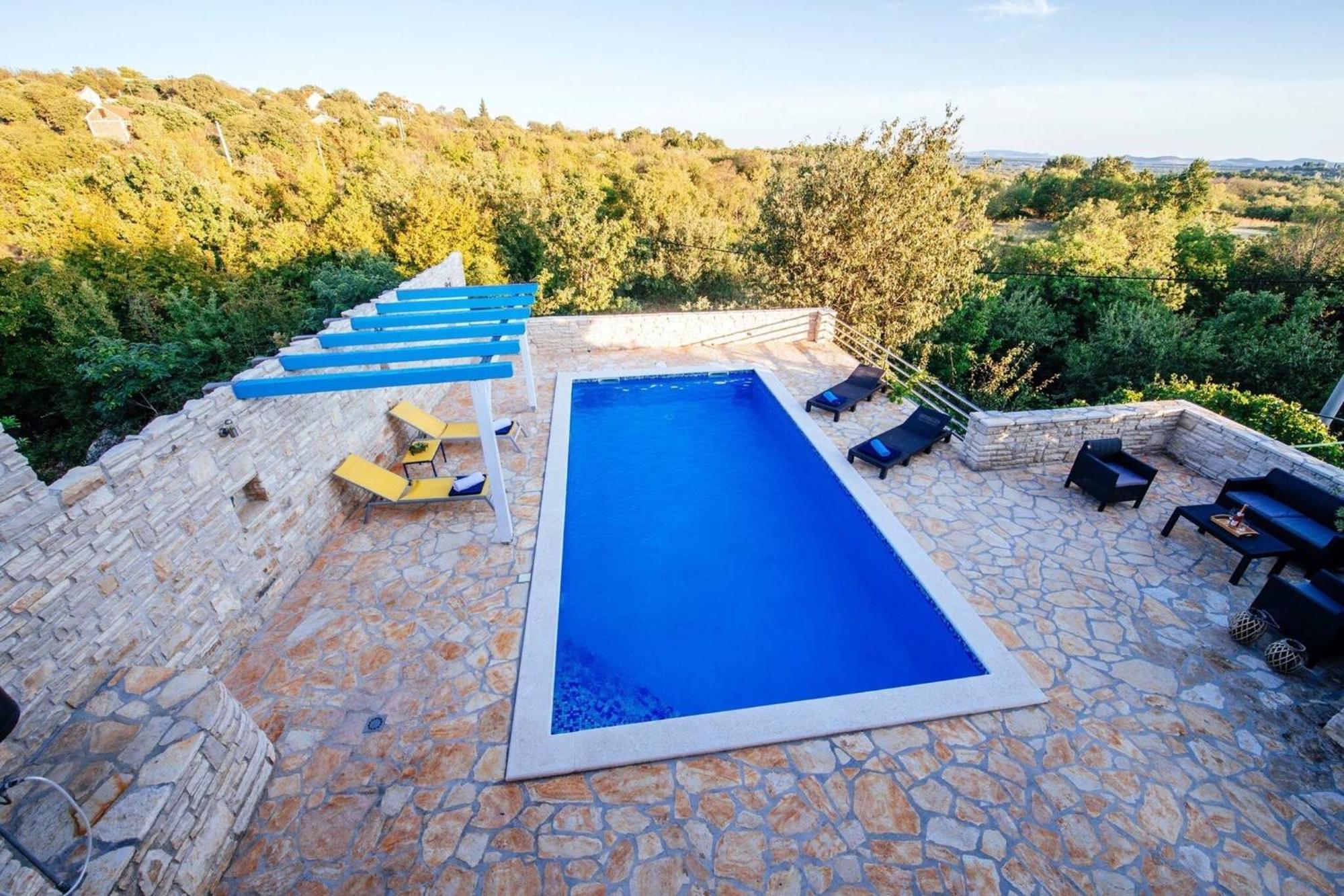 My Dalmatia - Holiday Home Korlat With Private Pool 벤코바츠 외부 사진