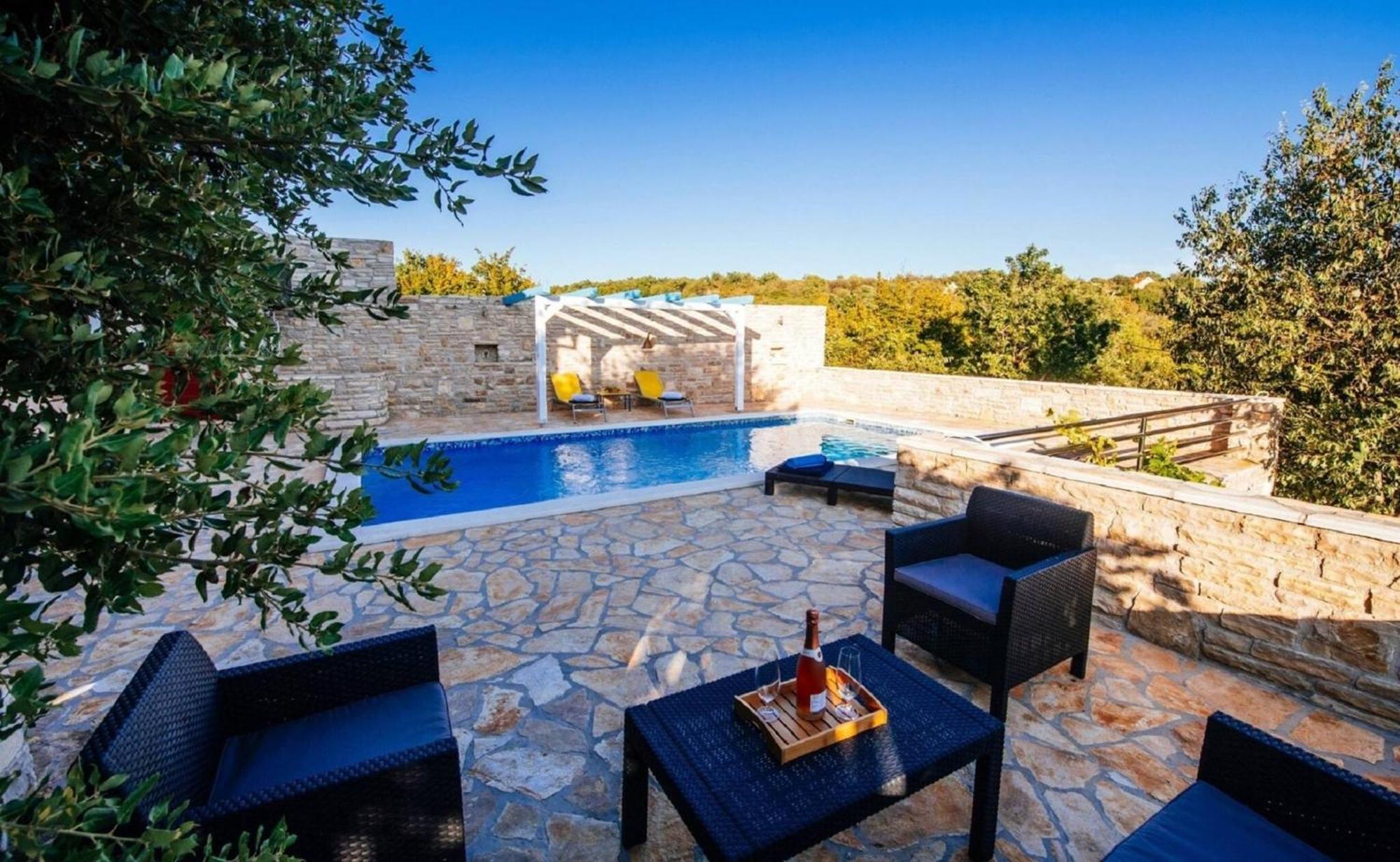 My Dalmatia - Holiday Home Korlat With Private Pool 벤코바츠 외부 사진