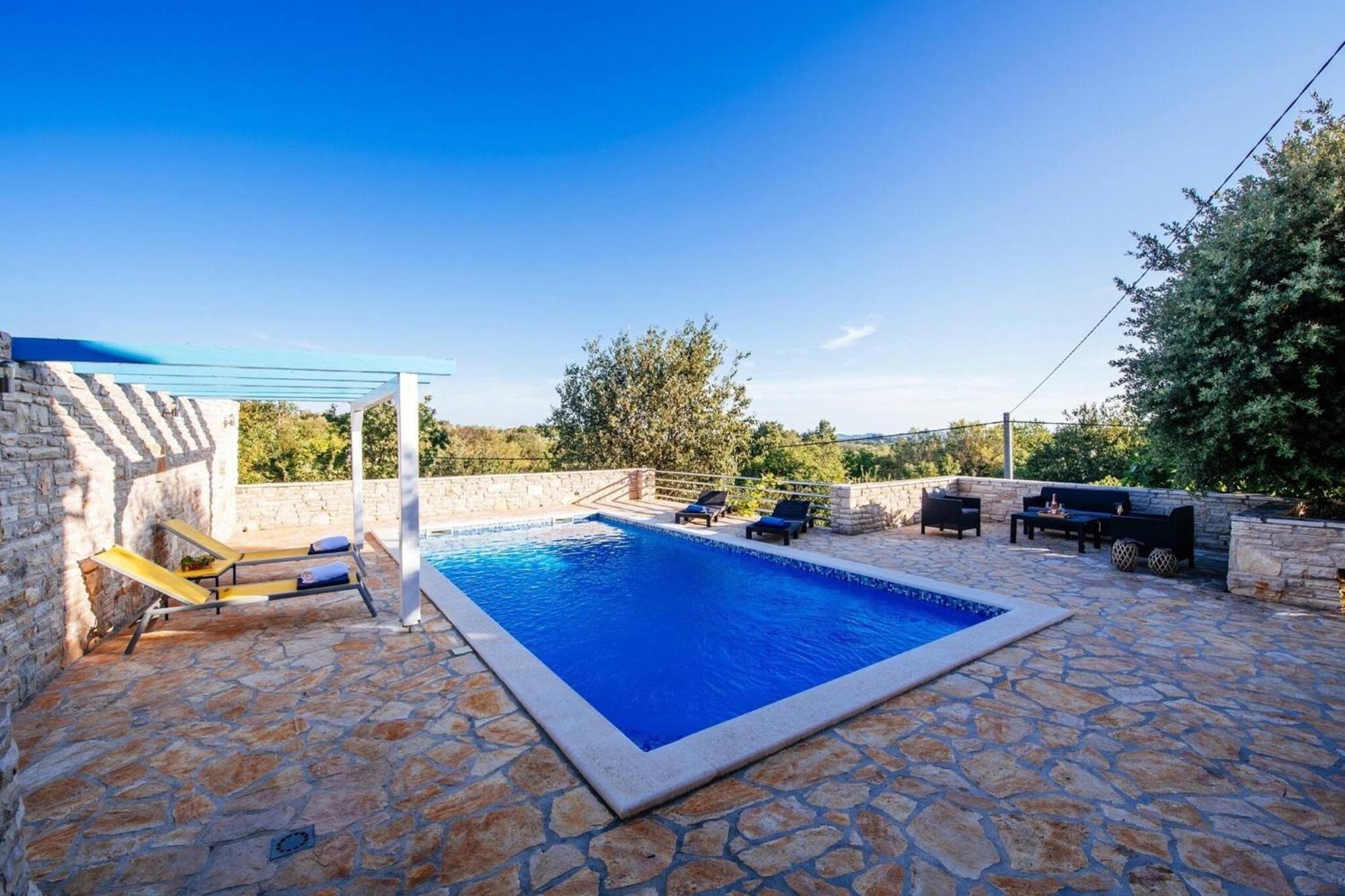 My Dalmatia - Holiday Home Korlat With Private Pool 벤코바츠 외부 사진