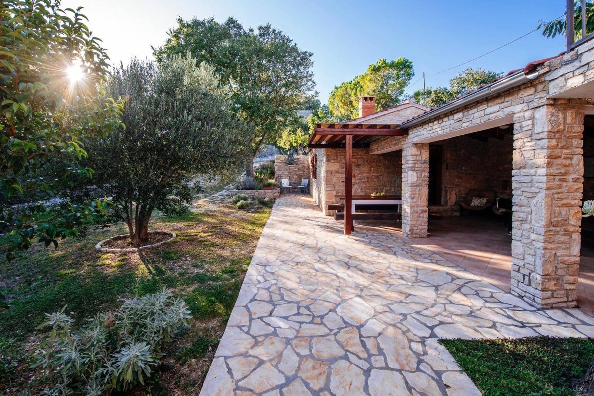 My Dalmatia - Holiday Home Korlat With Private Pool 벤코바츠 외부 사진
