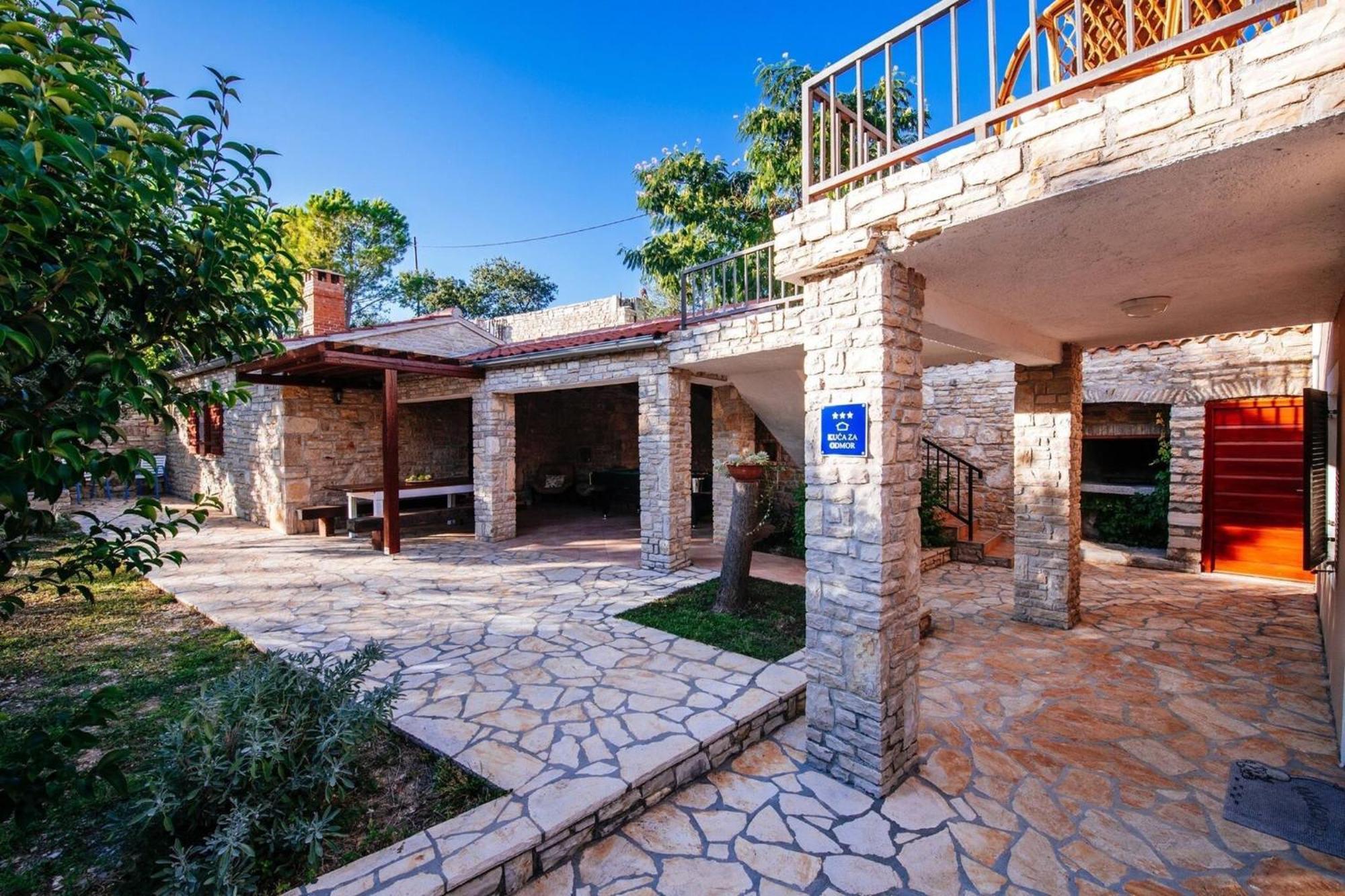 My Dalmatia - Holiday Home Korlat With Private Pool 벤코바츠 외부 사진