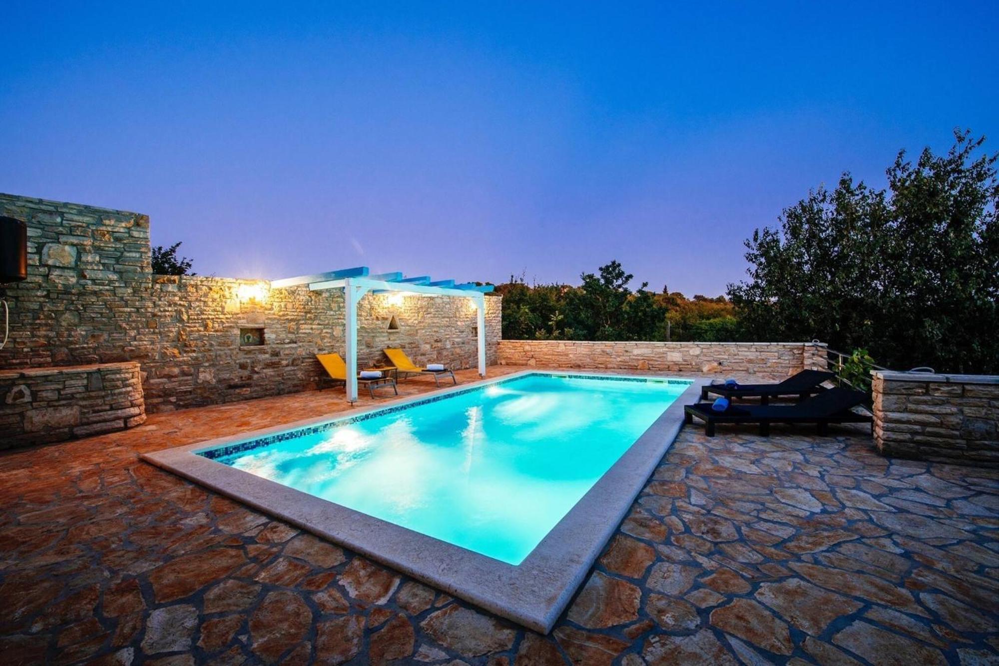 My Dalmatia - Holiday Home Korlat With Private Pool 벤코바츠 외부 사진